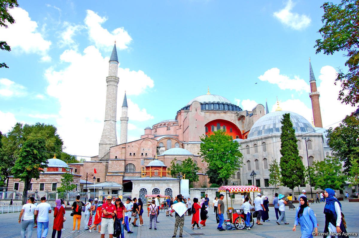سفر حدود ۱۵ میلیون گردشگر خارجی به استانبول در ۱۱ ماه