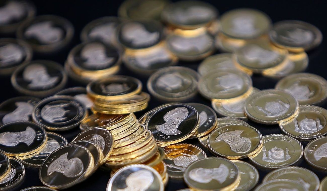 روند کاهشی بازار سکه و طلا ادامه دارد/ ریزش ۹۰۰ هزار تومانی قیمت سکه