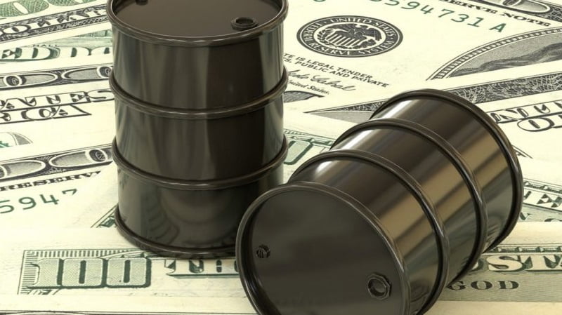 قیمت نفت در سال ۲۰۲۳ کاهشی است یا افزایشی؟