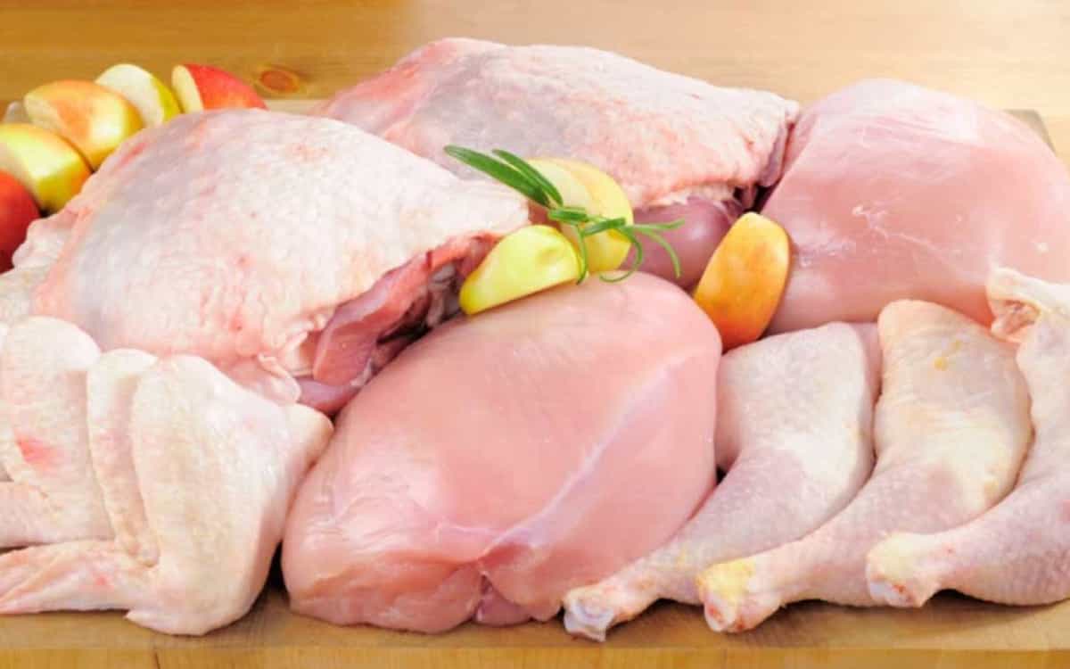 قیمت جدید مرغ در بازار امروز ۵ فروردین ۱۴۰۲