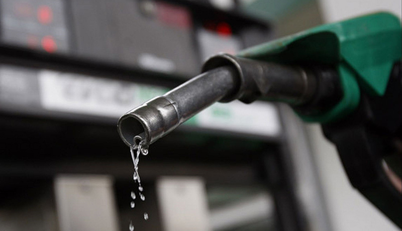 دولت سهمیه بندی بنزین را تغییر می دهد؟/ افزایش قیمت در راه است؟