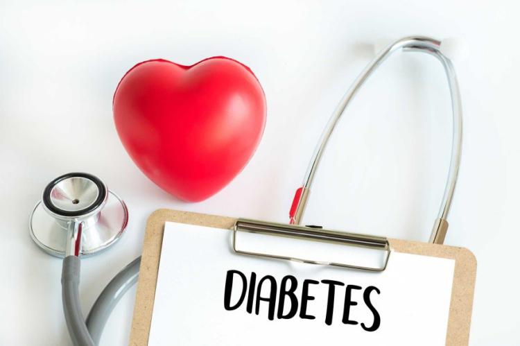 بایدها و نبایدهای افراد دیابتی در ماه رمضان