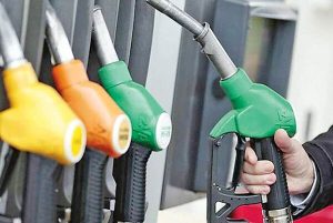 تصمیم دولت درباره گران کردن بنزین چیست؟