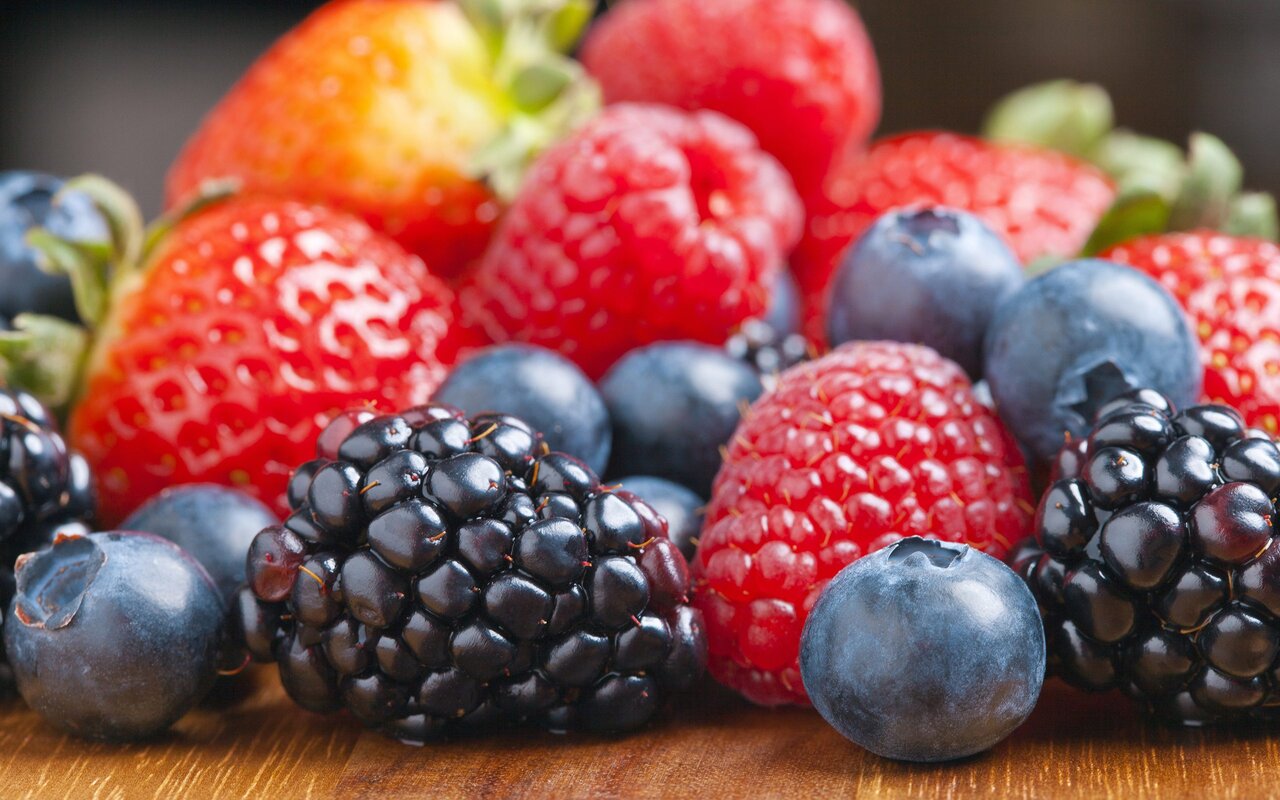 خوردن کدام میوه ها برای بیماران دیابتی مفید  است؟