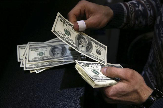 پول های بلوکه شده ایران در خارج در حال آزاد شدن/قیمت دلار سقوط می کند؟