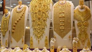 طلا بخریم یا جواهر؛ کدامیک سود بیشتری دارد؟