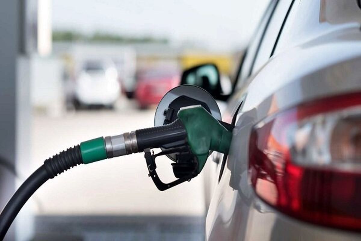 افزایش قیمت بنزین؛ سال ۱۴۰۲ یا ۱۴۰۳؟