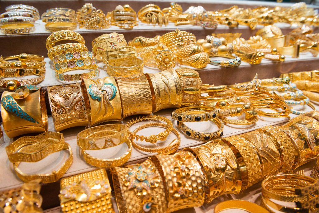 چرا قیمت طلا علی رغم افزایش تقاضا کاهش یافت؟/ قیمت تا پایان سال چقدر می شود؟