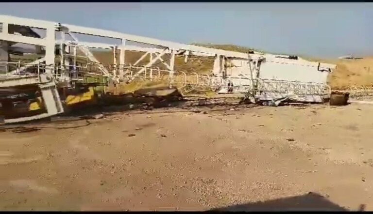 اتفاقی عجیب در خوزستان؛ دکل نفتی به سرقت رفت!+ فیلم