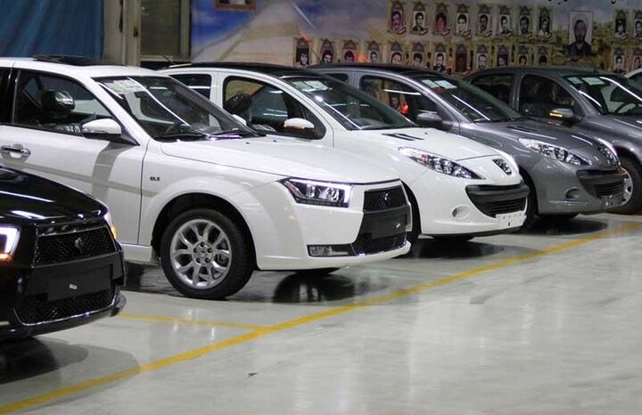 کدام خودروهای داخلی و خارجی بازار ایران بیشترین و کمترین افت قیمت را داشتند؟
