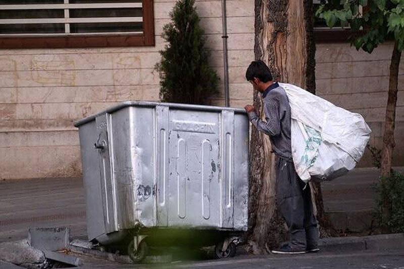 با مافیای عجیب زباله گردی در تهران آشنا شوید/ زباله گردها چقدر درآمد دارند؟