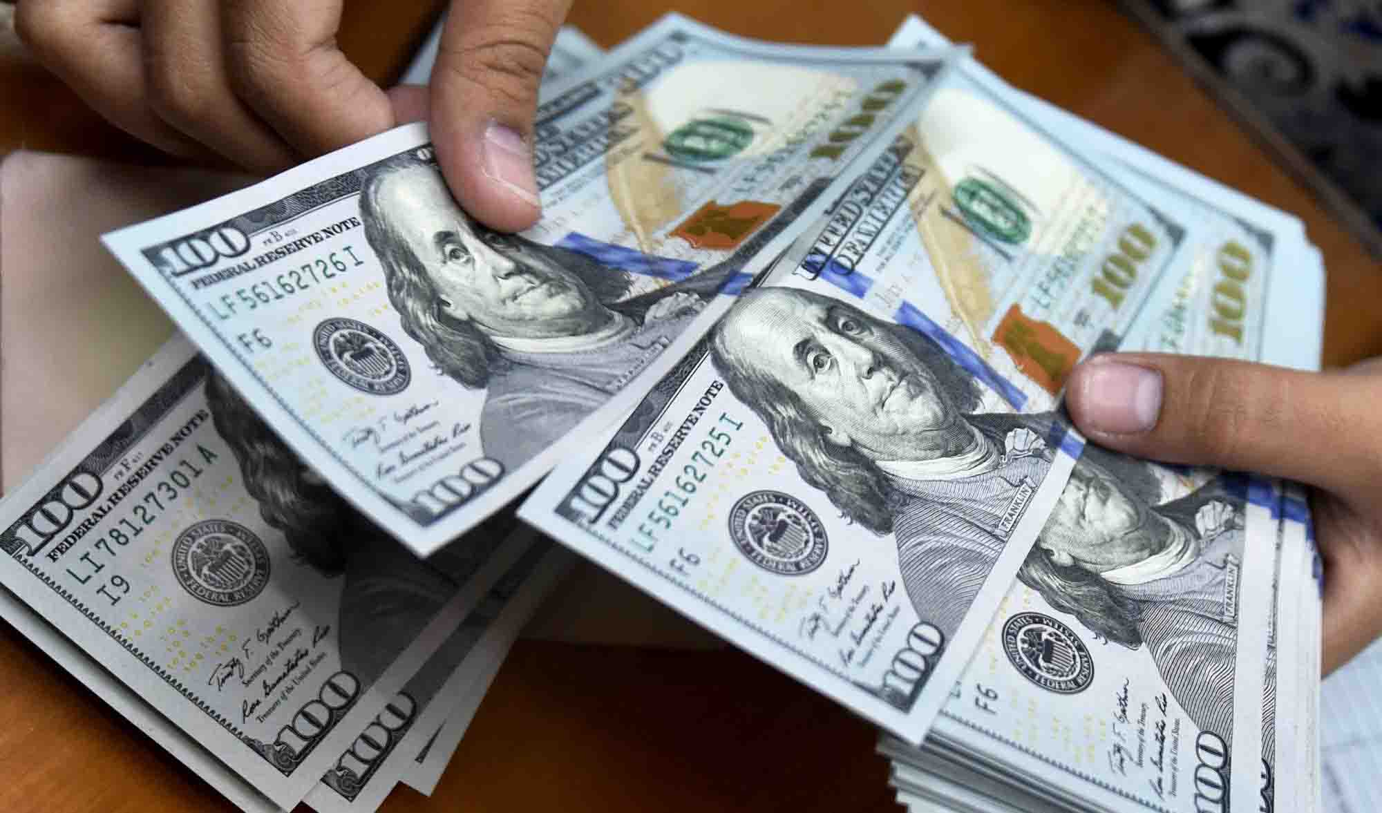 دلار در انتظار جنگ در خاورمیانه/ پیش بینی قیمت دلار در روز شنبه ۲۹ مهر