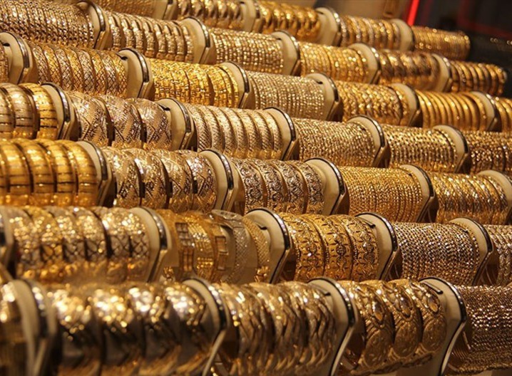 چه خبر از بازار طلا و سکه؟/ سه حرکت ناموزون طلا در یک روز