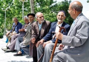 بازنشستگان و فرهنگیان بخوانند/ فرمول تغییر حقوق در سال آینده اعلام شد