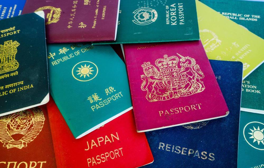 معتبرترین پاسپورت های جهان/ رتبه پاسپورت ایرانی در جهان چند است؟