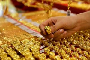 چه خبر از بازار طلا و سکه؟/طلای جهانی قیمت طلا در ایران افزایش می دهد؟