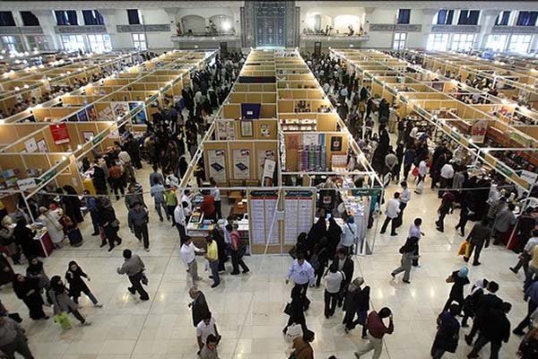 آغاز نمایشگاه بهاره با عنوان عید تا عید از ۱۵ اسفند ماه در تهران/ تا ۶۰ درصد تخفیف برای کالاهای عرضه شده