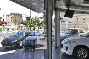 قیمت روز خودروهای داخلی در بازار ۱۶ فروردین ۱۴۰۴+ جدول