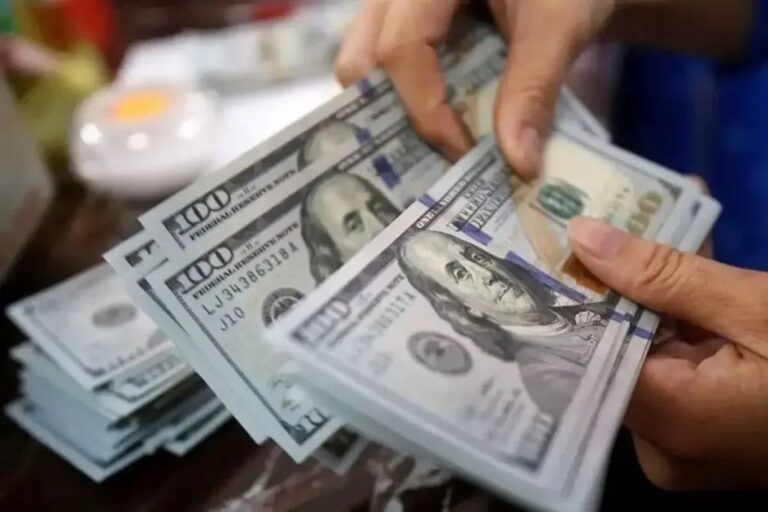 آخرین وضعیت بازار ارز ۳۱ اردیبهشت ۱۴۰۴/ قیمت دلار چند شد؟