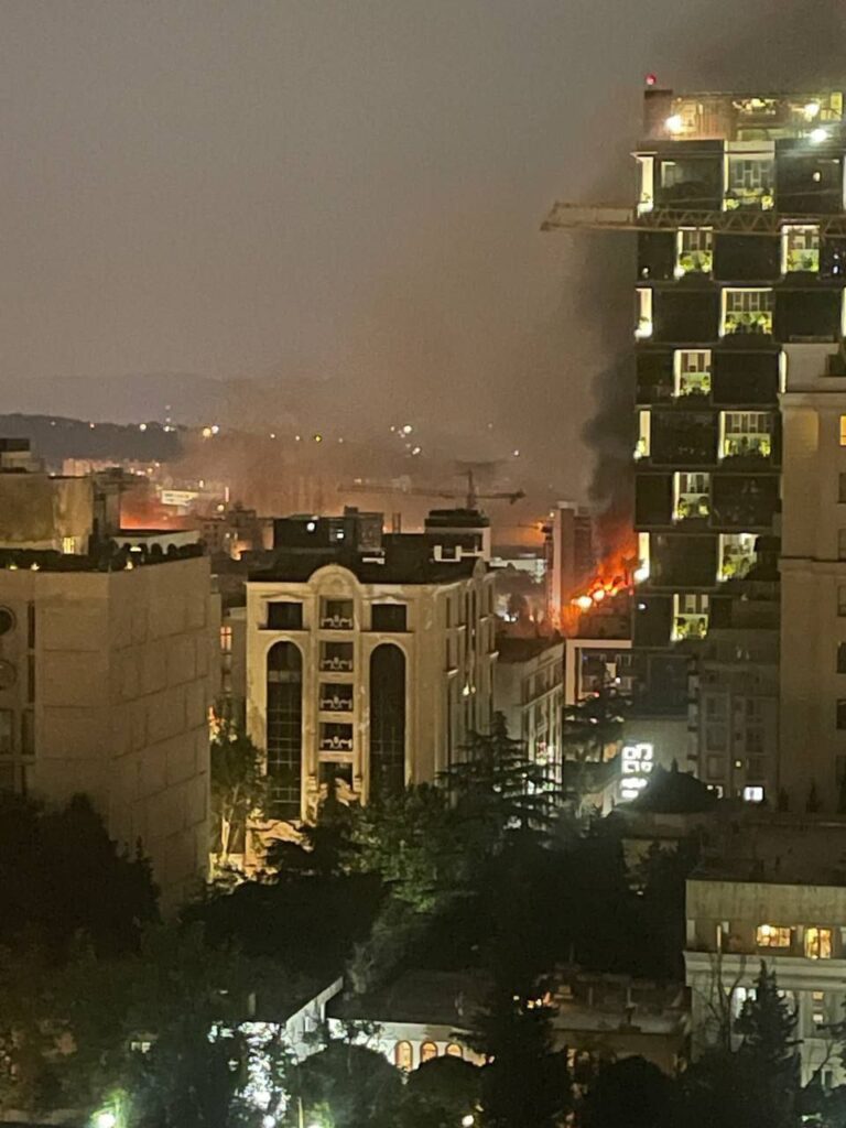 حمله اسرائیل به ستاد وزارت دفاع در تهران