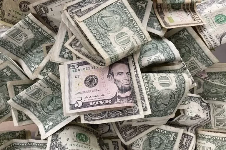 آخرین قیمت دلار و یورو انواع ارزها امروز ۱۹ تیر ۱۴۰۴+ جدول