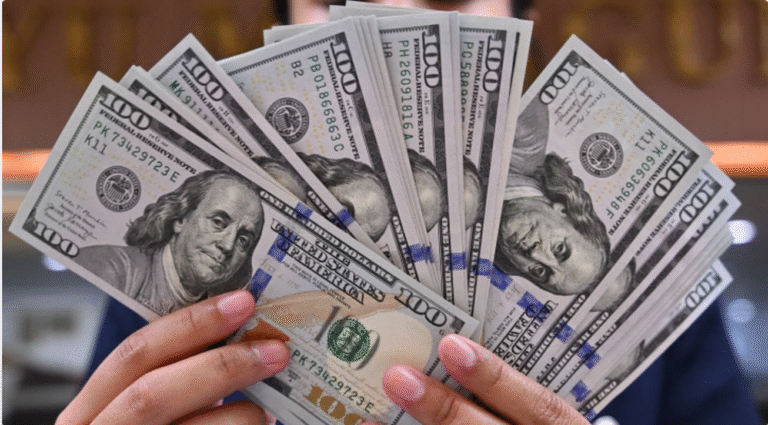 آخرین وضعیت بازار ارز ۲۱ مرداد ۱۴۰۴/ دلار عقب نشینی کرد