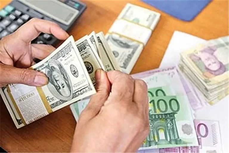 آخرین قیمت دلار، یورو و انواع ارزها ۳ شهریور ۱۴۰۴+ جدول