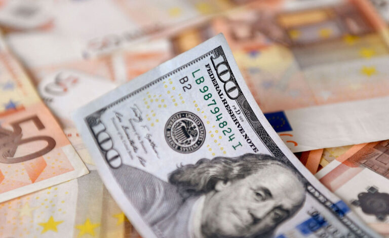 آخرین قیمت دلار و انواع ارزها امروز ۱۵ شهریور ۱۴۰۴+ جدول