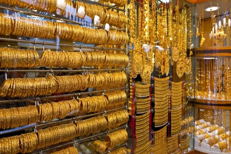 پیش بینی قیمت طلا و سکه در ماه‌های آینده/ اکنون زمان خرید طلا است؟