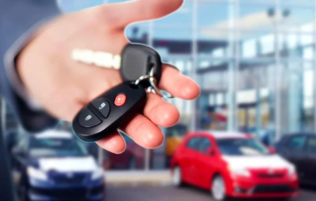 چالش‌هایی که خودروسازان برای خریداران خودرو