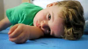 توصیه های مهم یک متخصص درباره تب و تشنج در کودکان