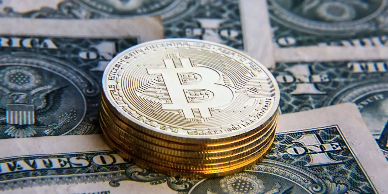 نگرانی تازه در کریپتو؛ احتمال فروش بیت‌کوین برای تسویه بدهی ۲۰۲۹