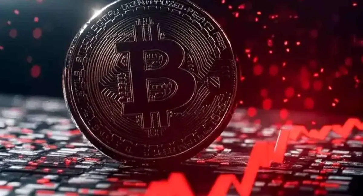 خروج سنگین سرمایه از ETFهای بیت‌کوین؛ آیا بازار BTC وارد فاز احتیاط شده است؟