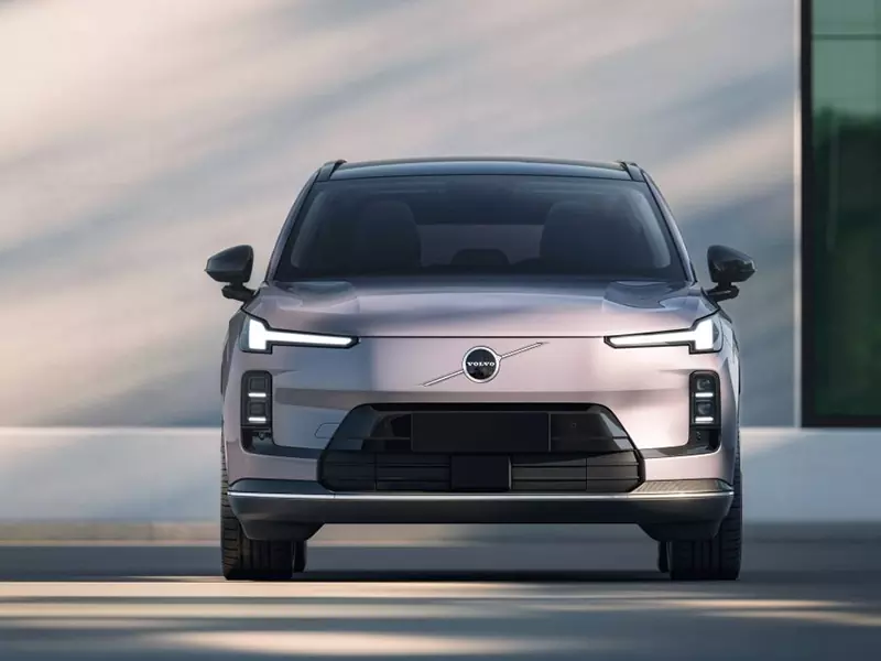 قیمت جدید ولوو XC70 مشخص شد 