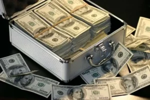 ارز صادراتی . دلار